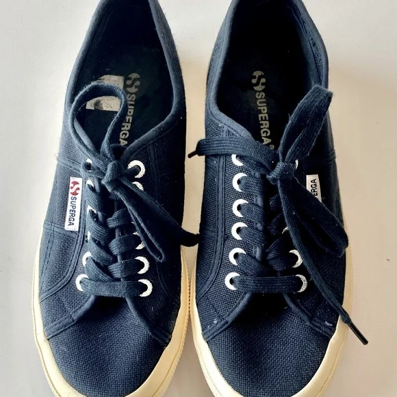 Superga 2750 Cory Classic Women's Navy Canvas Lace Up & Tie Sneakers
Shoes 9 M - Picture 2 of 8